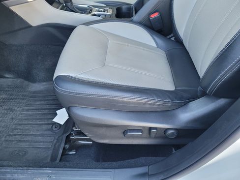 Used 2019 Subaru Forester Limited image 23