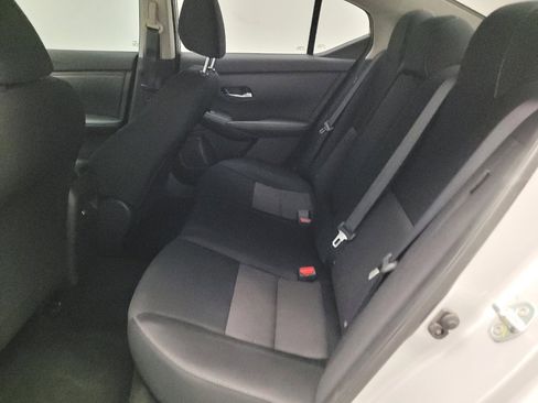 Used 2021 Nissan Sentra SV image 18