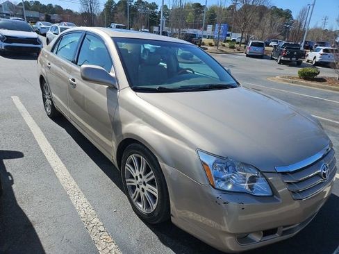Used 2007 Toyota Avalon Limited image 3