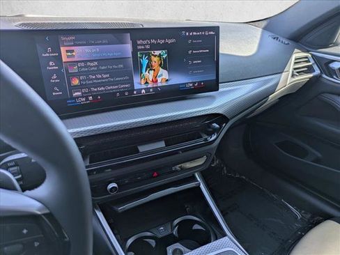 Used 2025 BMW 430i Coupe w/ Convenience Package image 16