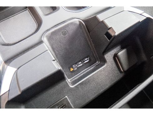 Used 2023 GMC Sierra 1500 Elevation AWD/4WD image 25