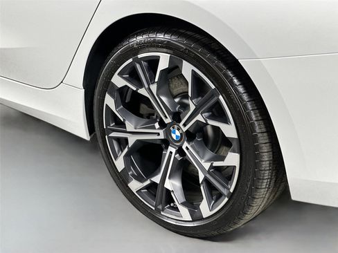 Used 2026 BMW 330i xDrive Sedan w/ Premium Package AWD/4WD image 8
