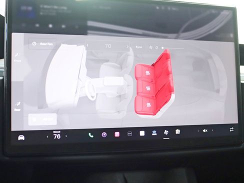 Used 2024 Tesla Model X image 20