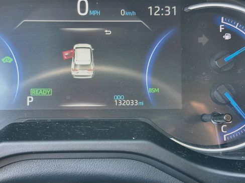 Used 2020 Toyota RAV4 XSE w/ XSE Grade Weather Package AWD/4WD image 14