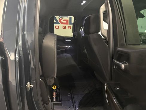 Used 2019 Chevrolet Silverado 1500 RST AWD/4WD image 31