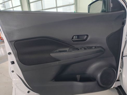 Used 2024 Nissan Kicks S image 10