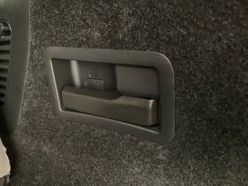 Used 2020 Nissan Murano SV image 36