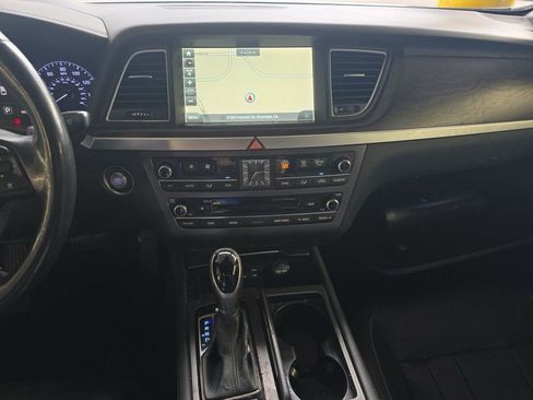 Used 2016 Hyundai Genesis 3.8 w/ Option Group 04 image 4