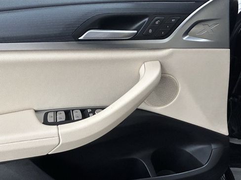 Used 2025 BMW X4 xDrive30i w/ M Sport Package image 25