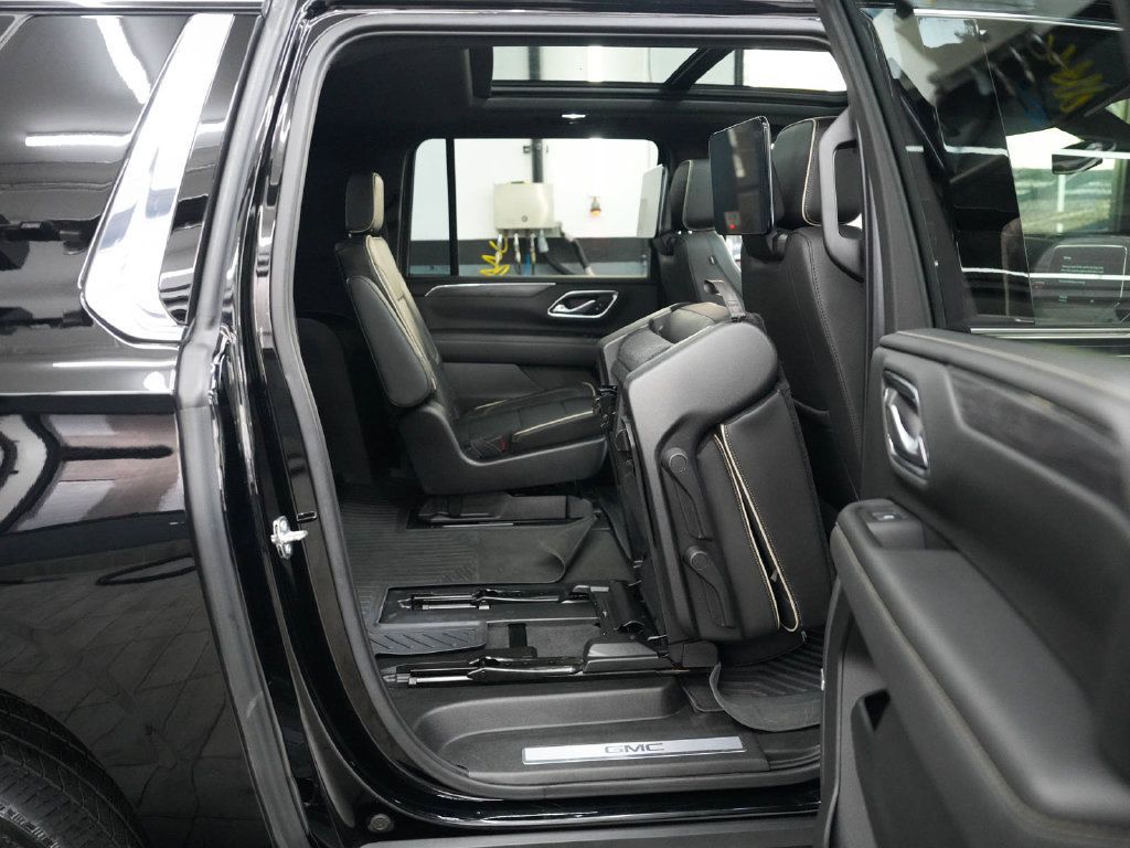 Used 2016 GMC Yukon Denali w/ Open Road Package AWD/4WD image 33