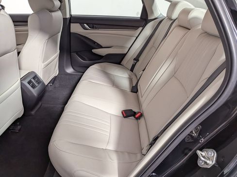 Used 2018 Honda Accord EX-L image 45