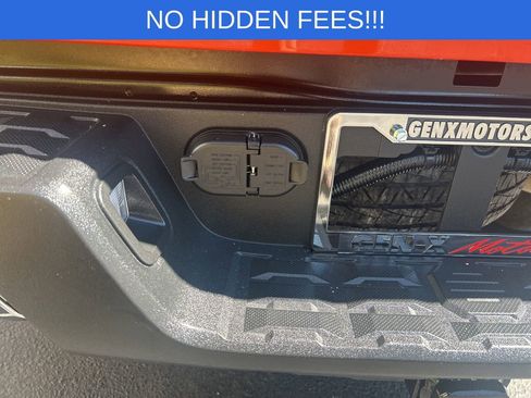 Used 2018 Toyota Tacoma SR5 image 6