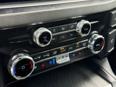 Used 2024 Ford F350 Platinum w/ Tremor Off-Road Package image 27