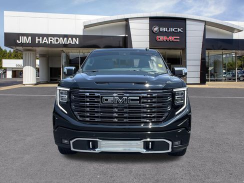 Used 2025 GMC Sierra 1500 Denali Ultimate AWD/4WD image 2