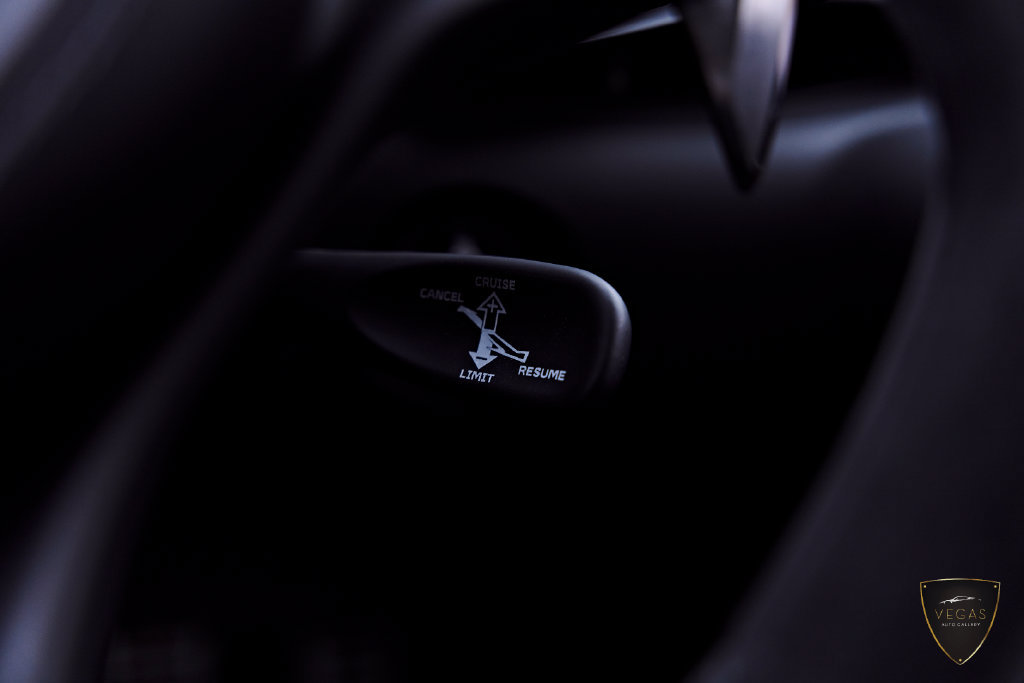 Used 2025 McLaren Artura RWD image 68