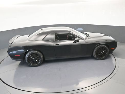 Used 2019 Dodge Challenger SXT image 50