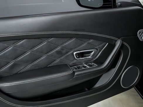 Used 2012 Bentley Continental GT image 18