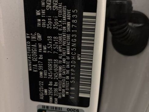 Used 2022 Kia Telluride EX image 11