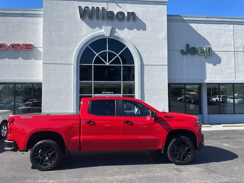 Used 2022 Chevrolet Silverado 1500 LT Trail Boss w/ Bed Protection Package image 1