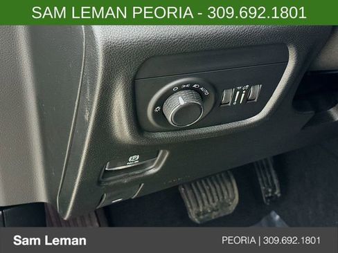 New 2025 Jeep Grand Cherokee Laredo w/ Luxury Tech Group I image 10