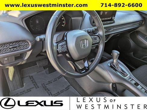 Used 2025 Honda HR-V Sport image 18