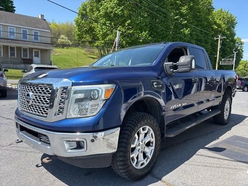 Used 2016 Nissan Titan SL AWD/4WD image 3