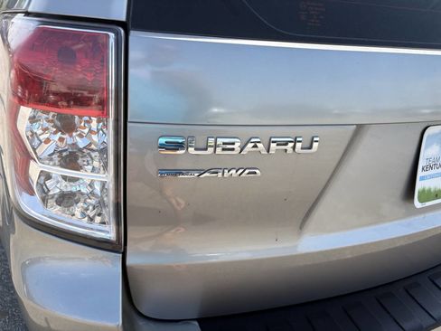 Used 2011 Subaru Forester 2.5X w/ Alloy Wheel Value Pkg image 11