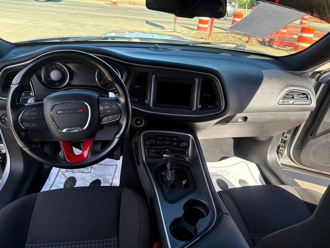 Used 2020 Dodge Challenger R/T RWD image 21