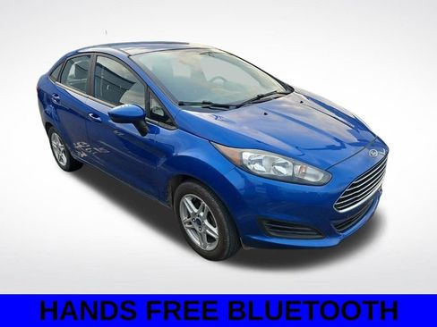 Used 2019 Ford Fiesta SE FWD image 3
