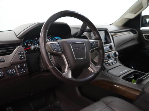 Used 2019 GMC Yukon XL Denali w/ Denali Ultimate Package AWD/4WD image 28