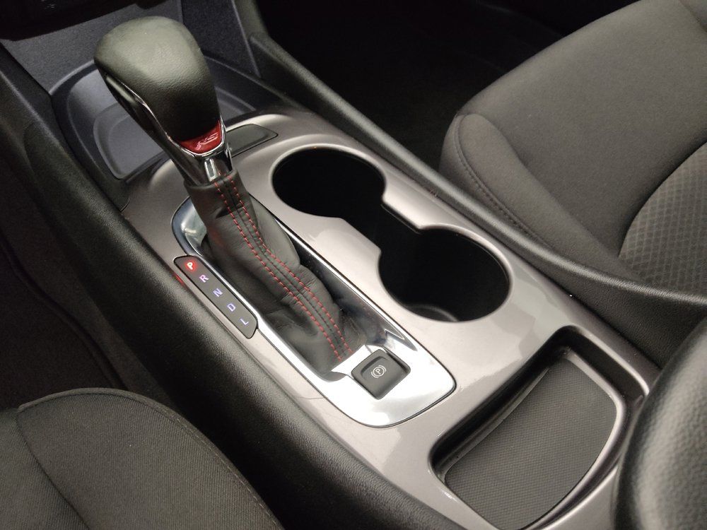 Used 2022 Chevrolet Malibu RS FWD image 26