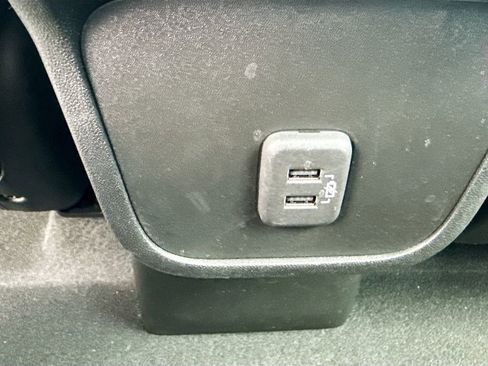 Used 2022 Chevrolet Equinox LS AWD/4WD image 26