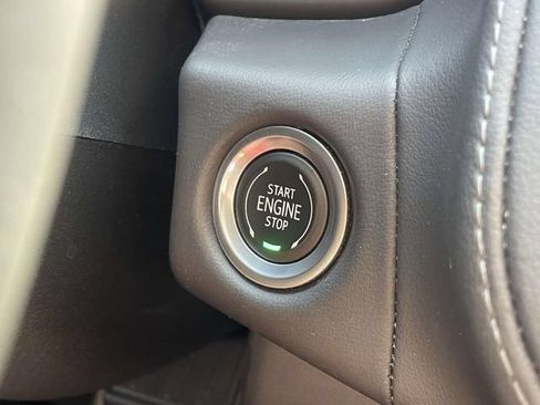 Used 2021 Chevrolet Tahoe LT RWD image 23