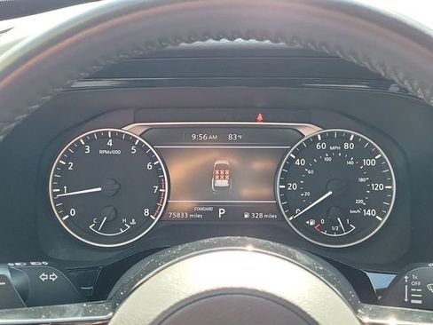 Used 2022 Nissan Pathfinder SV FWD image 21