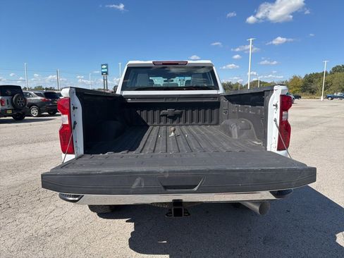 Used 2023 Chevrolet Silverado 2500 LT w/ Convenience Package image 7