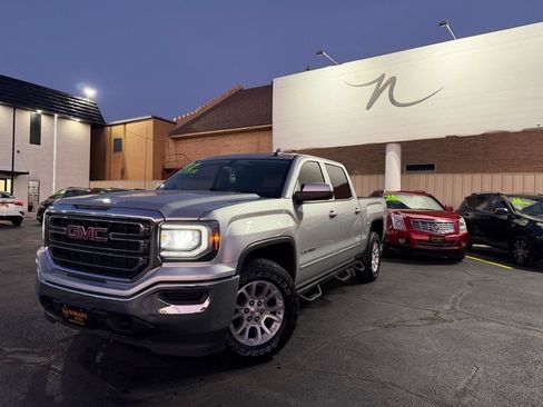 Used 2017 GMC Sierra 1500 SLE w/ SLE Fleet Convenience Package AWD/4WD image 38