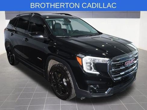 Used 2024 GMC Terrain AT4 w/ Tech Package AWD/4WD image 9