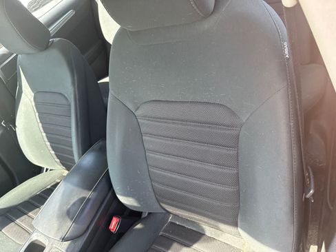 Used 2020 Ford Fusion SE FWD image 14