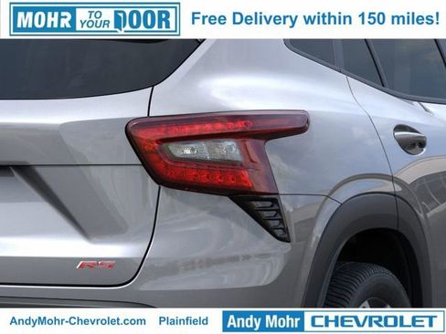 New 2026 Chevrolet Trax RS w/ Sunroof Package image 11