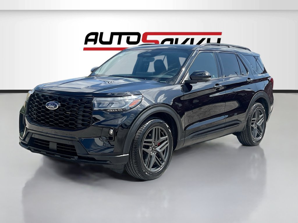Used 2025 Ford Explorer ST w/ Sun And Sound Package AWD/4WD image 3