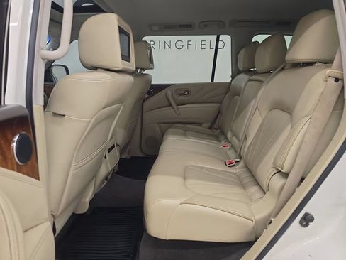 Used 2017 INFINITI QX80 4WD w/ Deluxe Technology Package image 21