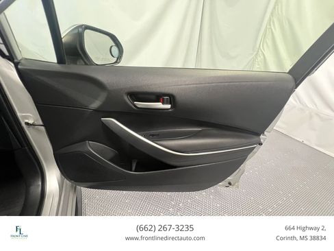 Used 2020 Toyota Corolla SE FWD image 19
