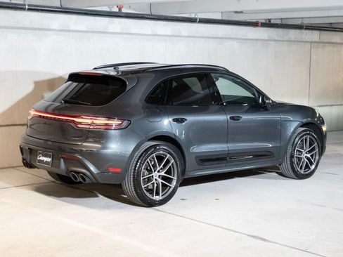 Certified 2026 Porsche Macan AWD/4WD image 9