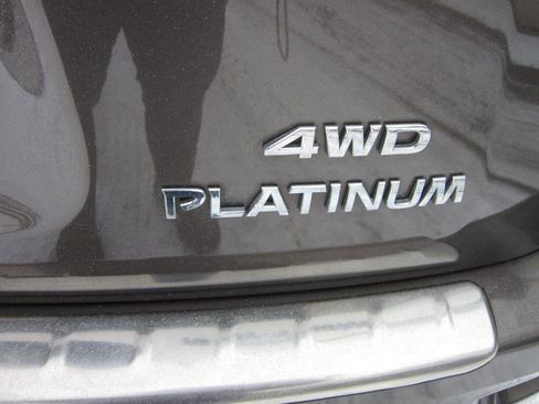 Used 2015 Nissan Pathfinder Platinum w/ Cargo Package image 39