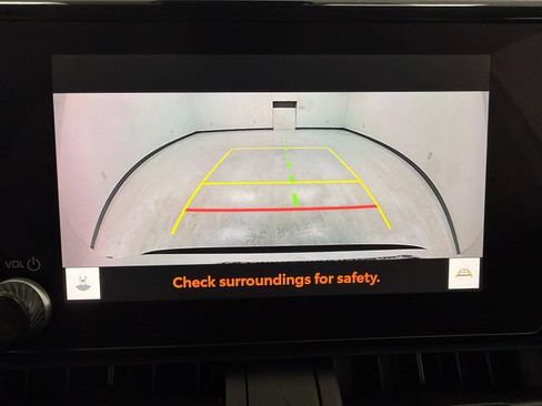 Used 2025 Toyota RAV4 LE FWD image 21