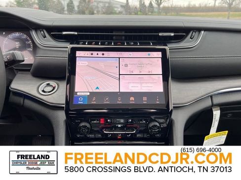 New 2024 Jeep Grand Cherokee Overland w/ Luxury Tech Group IV image 23