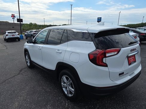 Used 2023 GMC Terrain SLE FWD image 6