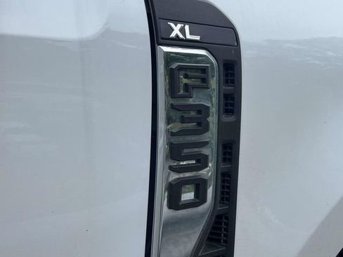 Used 2024 Ford F350 XL w/ XL Chrome Package AWD/4WD image 2