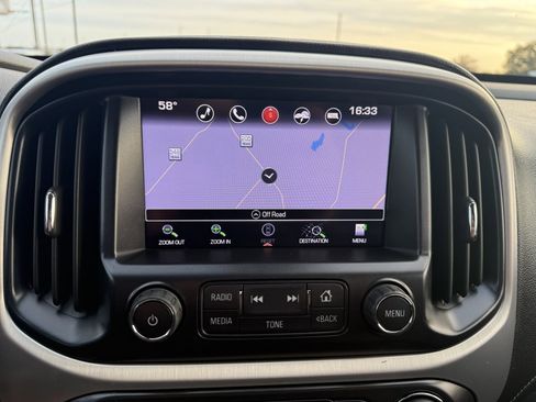 Used 2016 GMC Canyon SLT w/ Driver Alert Package image 28