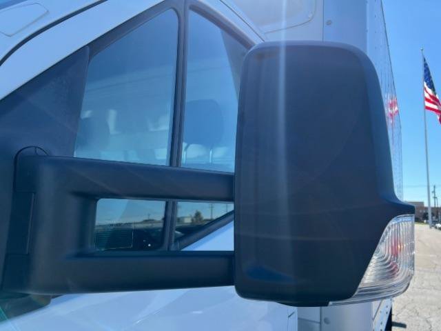 Used 2024 Mercedes-Benz Sprinter 3500 image 38